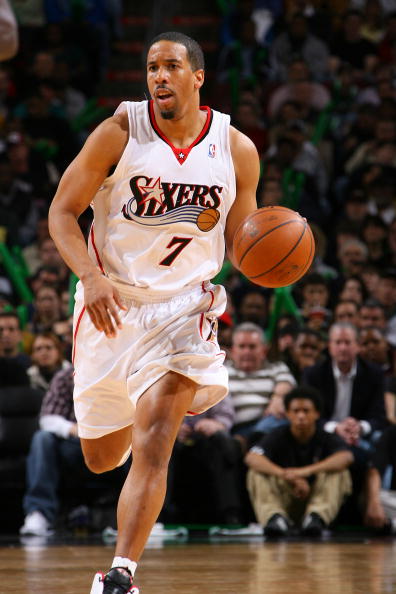 灵活多样的 灵活多样的